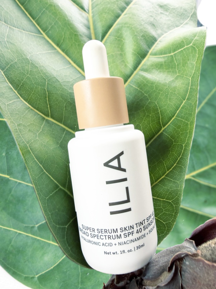 Best clean tinted moisturizer with SPF sensitive skin - Ilia Super Serum Skin Tint SPF 40