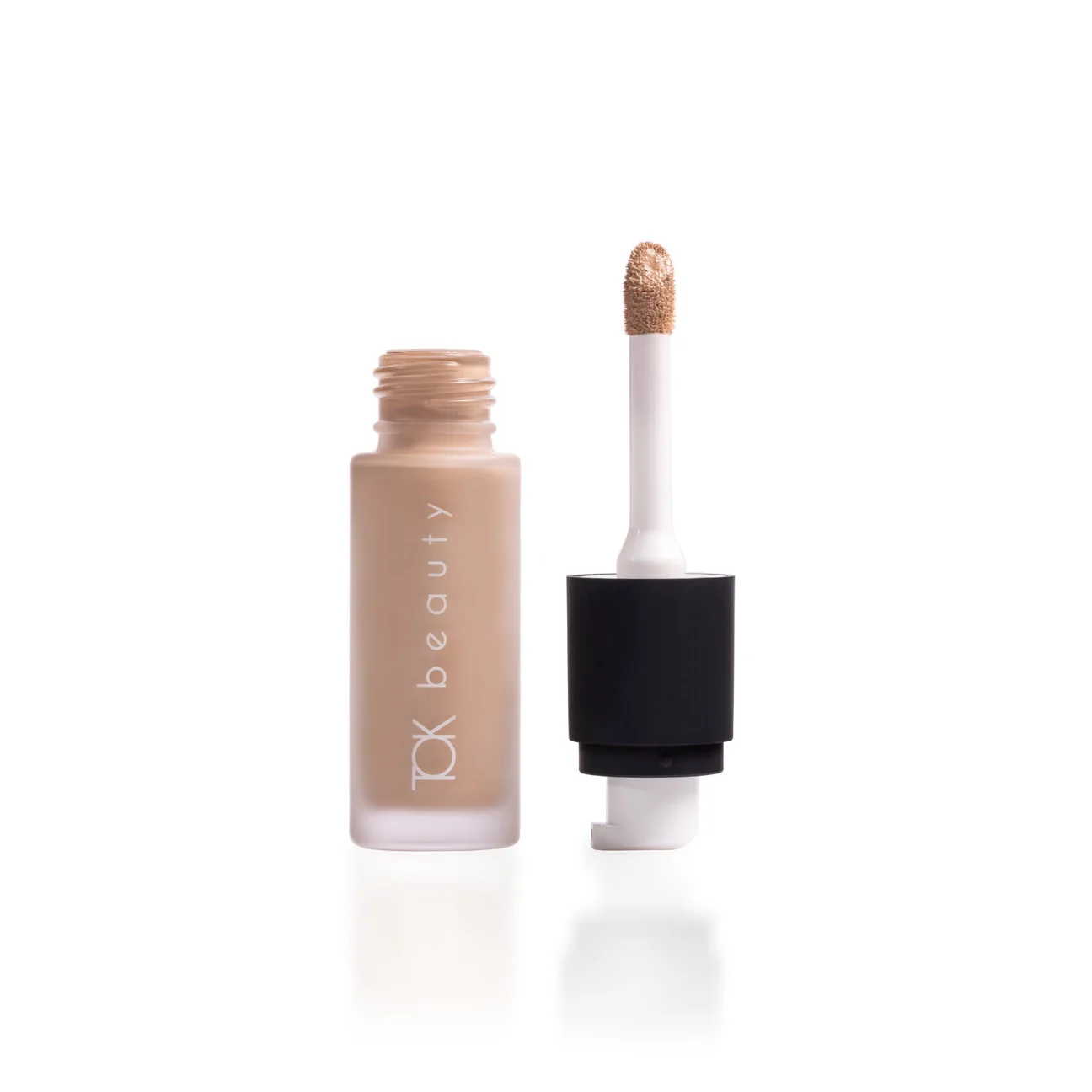 Spring 2026 clean beauty finds - TOK Neive Foundation + Concealer